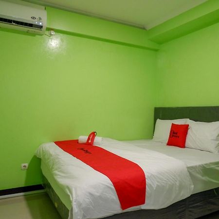 RedDoorz @ Jalan Gatot Subroto Semarang Hotel Bagian luar foto